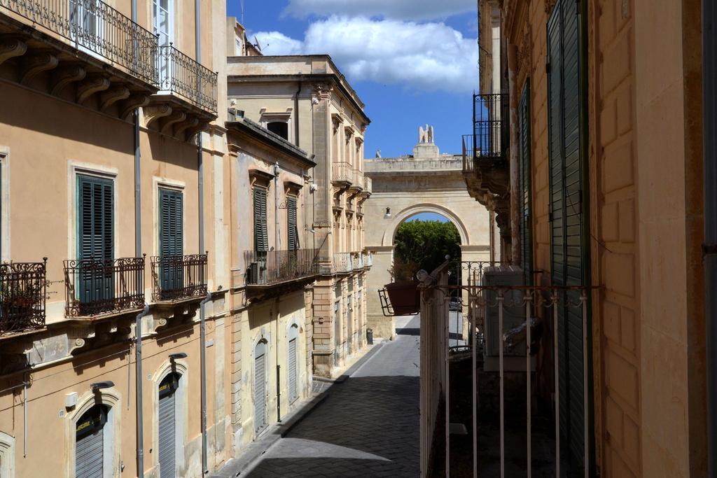 Hotel Porta Reale Noto Dış mekan fotoğraf